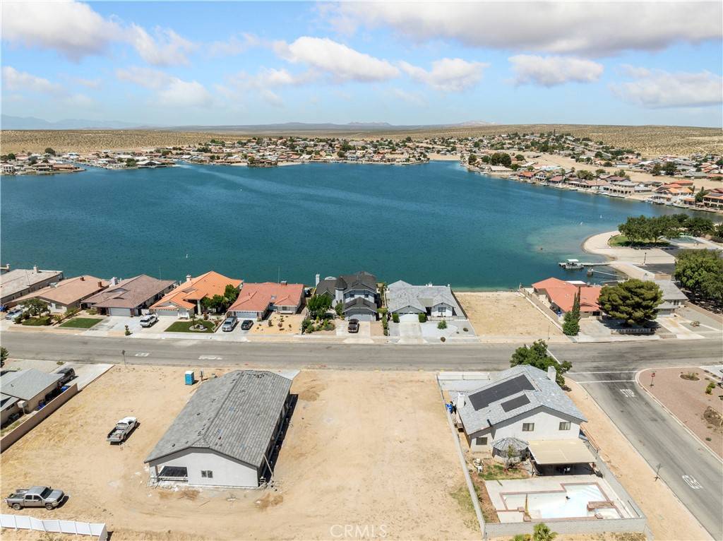 Helendale, CA 92342,26701 Blue Water RD