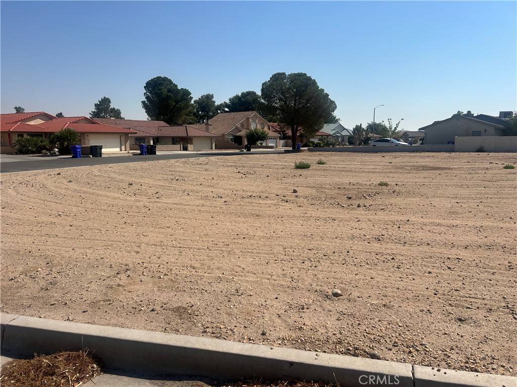 Helendale, CA 92342,27754 Hummingbird LN
