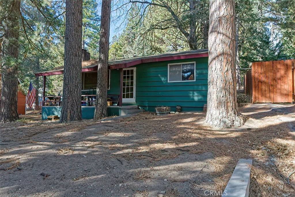 Running Springs, CA 92382,2524 Spring DR