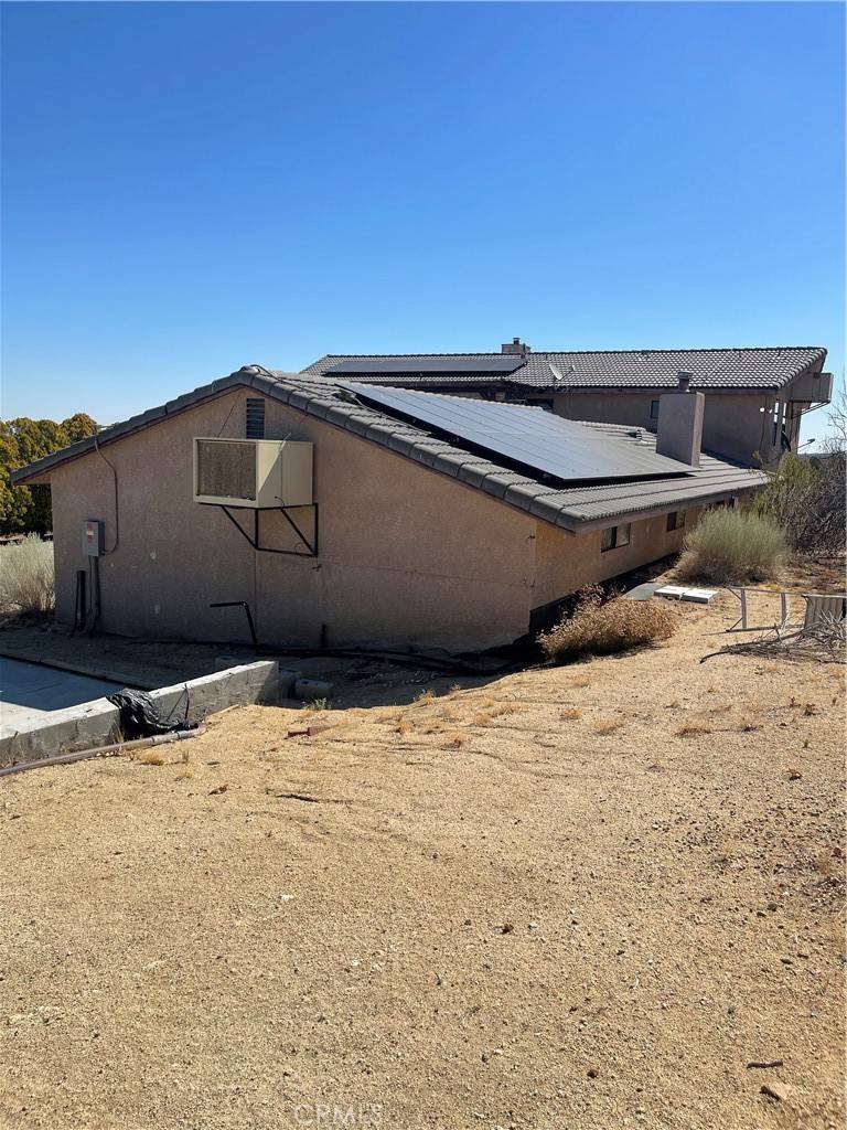 Llano, CA 93544,16102 E Avenue Y8
