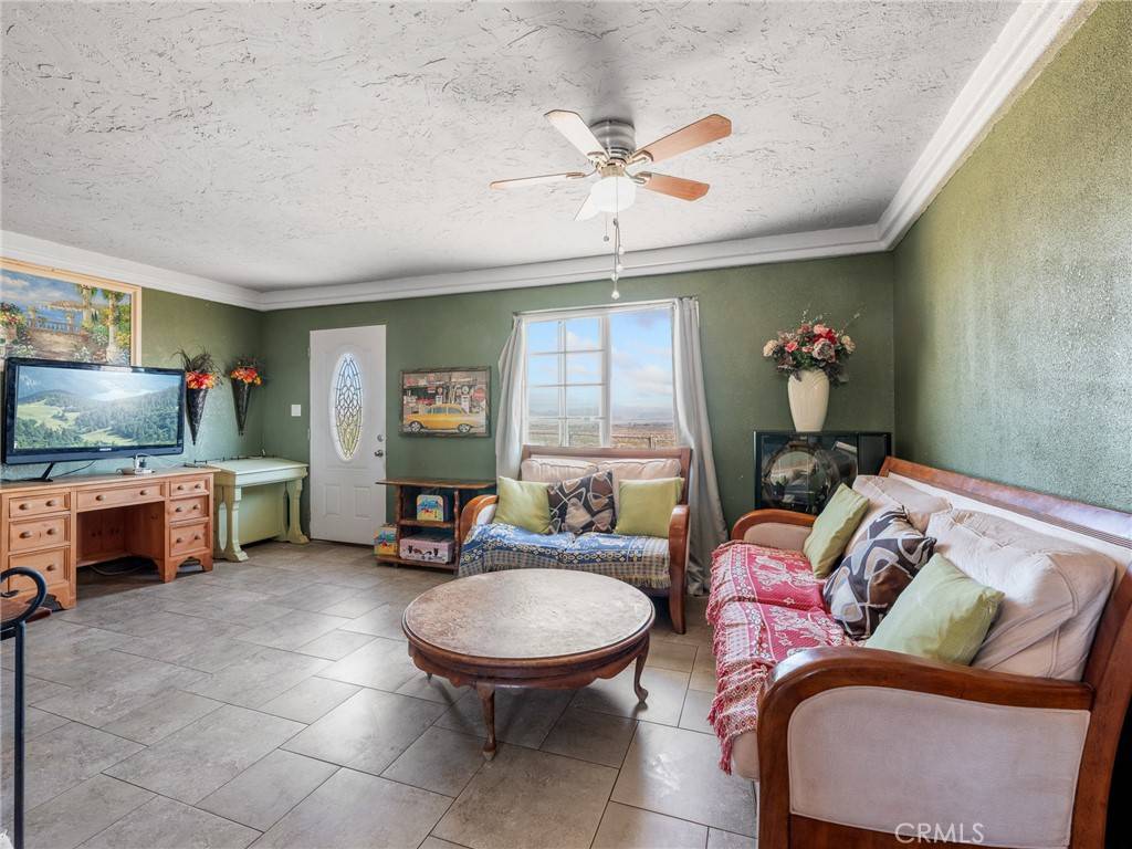 Lucerne Valley, CA 92356,34557 Ca-18 #A