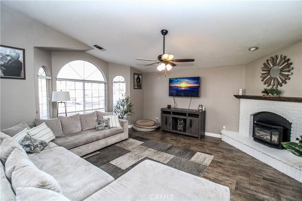 Victorville, CA 92395,12900 Briarcliff DR