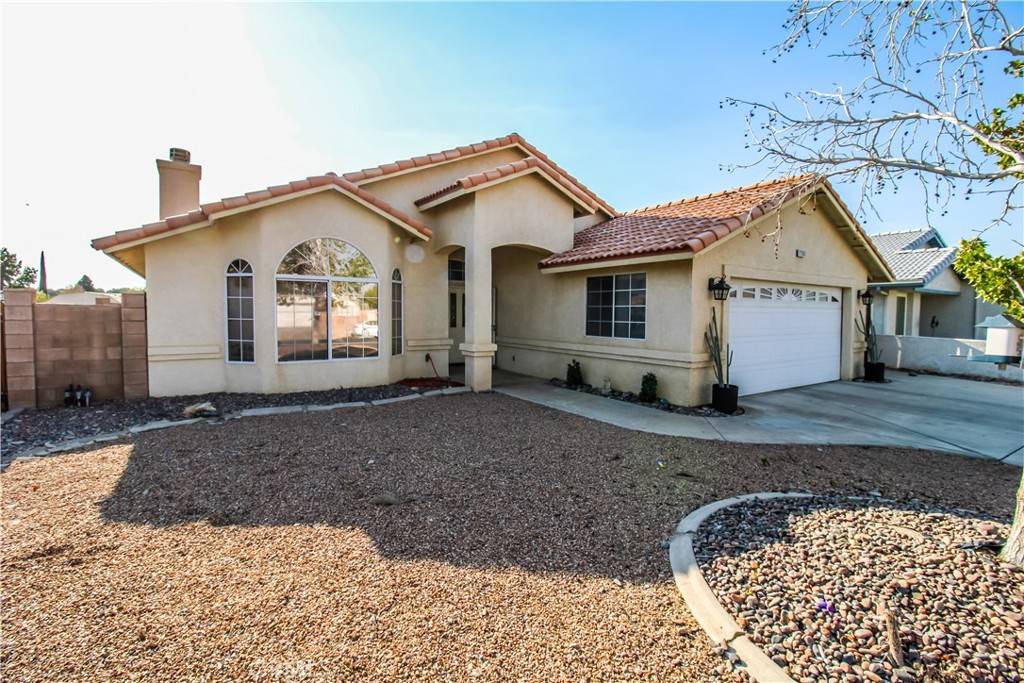 Victorville, CA 92395,12900 Briarcliff DR