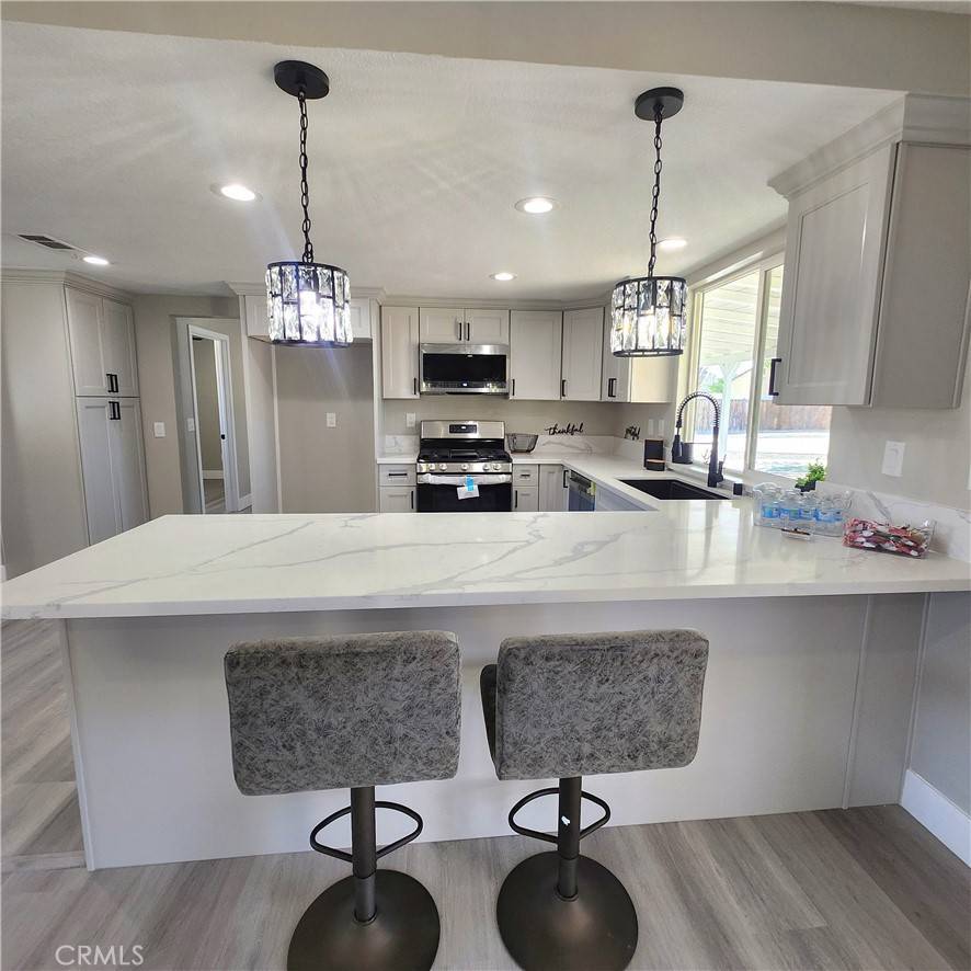 Apple Valley, CA 92307,15160 Flathead RD