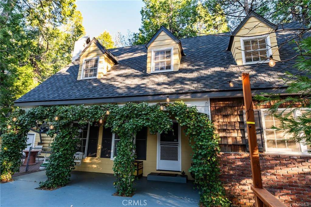 Lake Arrowhead, CA 92352,222 Holiday DR