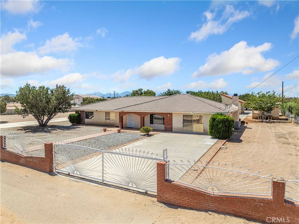 Hesperia, CA 92345,8756 Oakwood AVE