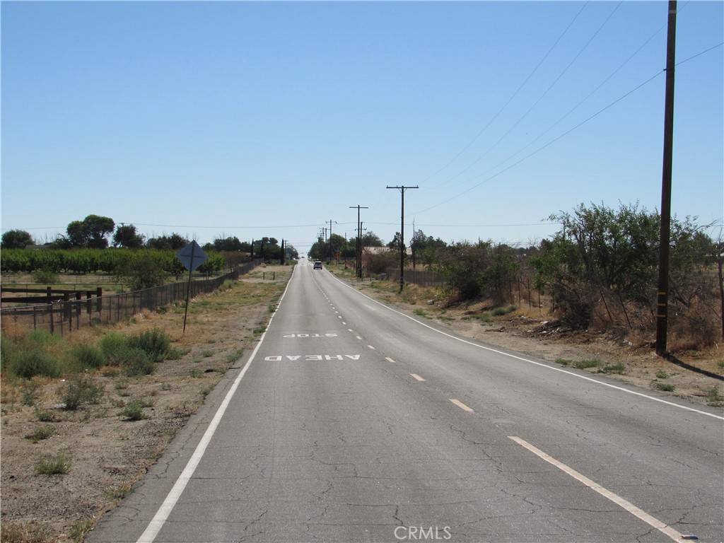 Littlerock, CA 93543,0 E/Cor AVE