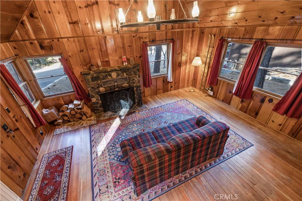 Wrightwood, CA 92397,1779 Virginia ST
