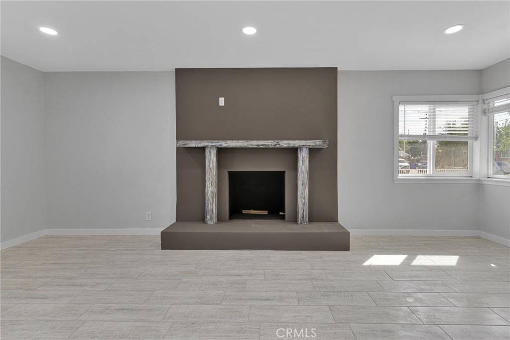 Victorville, CA 92395,15596 Del Rey DR