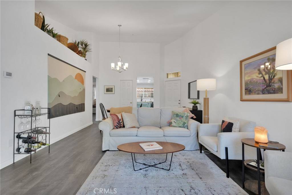 Apple Valley, CA 92308,19191 Palo Verde DR