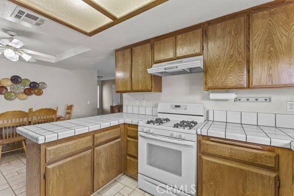 Hesperia, CA 92345,14624 El Centro ST