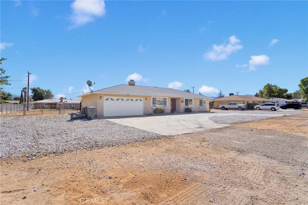 Apple Valley, CA 92308,12421 Lakota