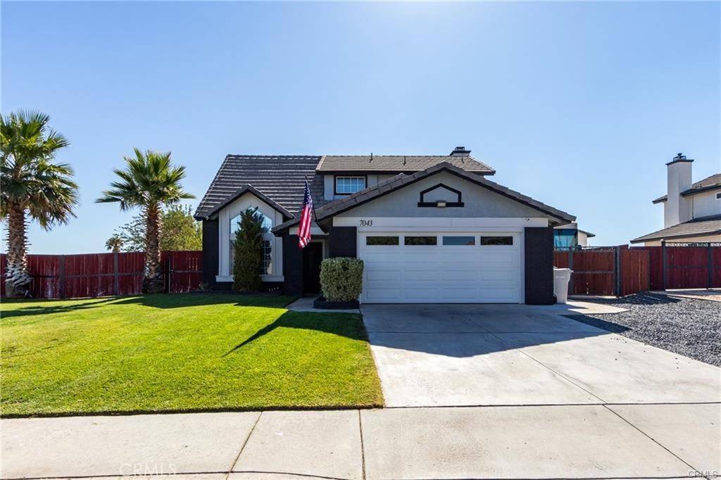 Hesperia, CA 92345,7043 Garden CT