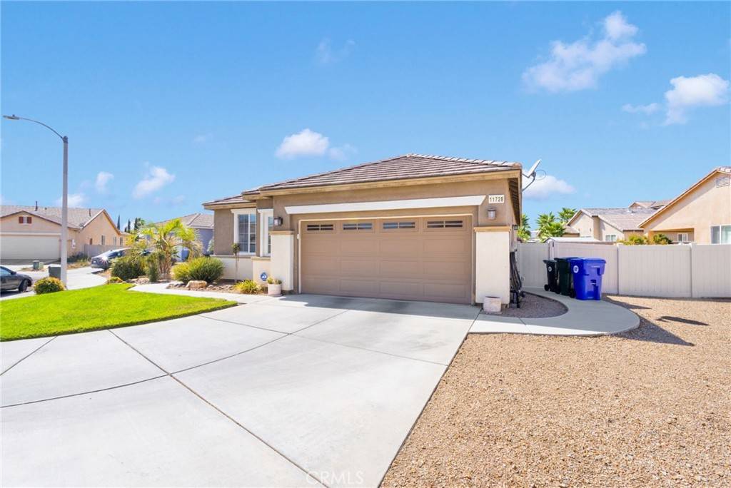 Adelanto, CA 92301,11728 Highgrove CT