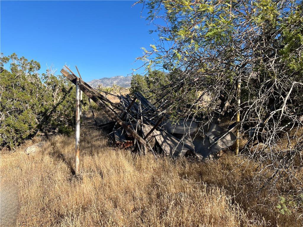 Lucerne Valley, CA 92356,776 Silver Creek Canyon (NEAR) RD