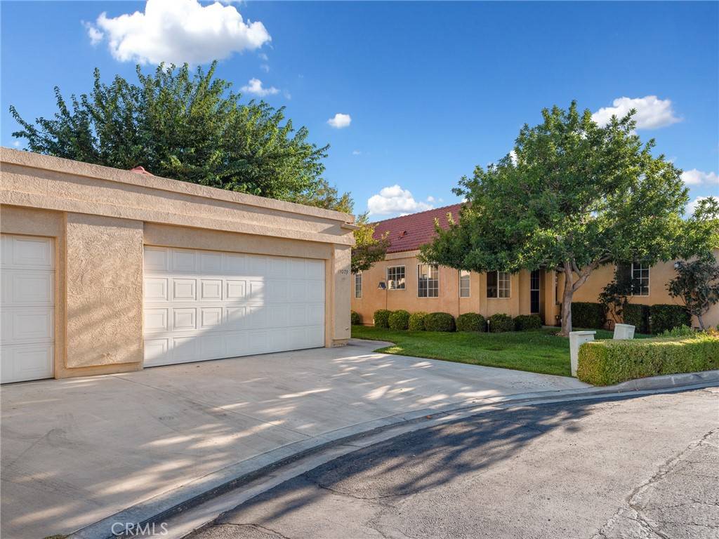 Apple Valley, CA 92308,19079 Primrose LN