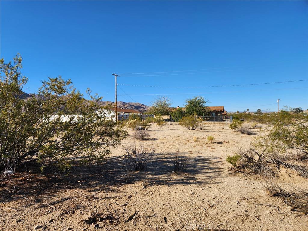 29 Palms, CA 92277,3 LOT Juniper AVE