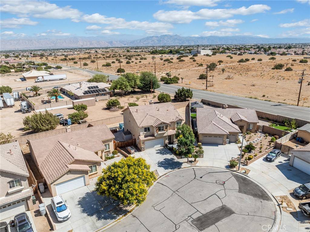 Oak Hills, CA 92344,8923 Azalea Springs RD