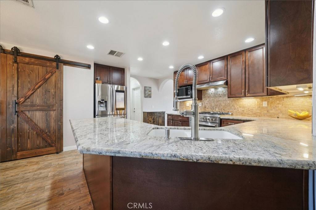 Oak Hills, CA 92344,14388 Musgrave RD