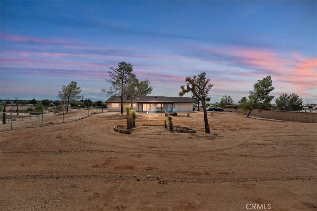 Victorville, CA 92394,15637 Topango RD