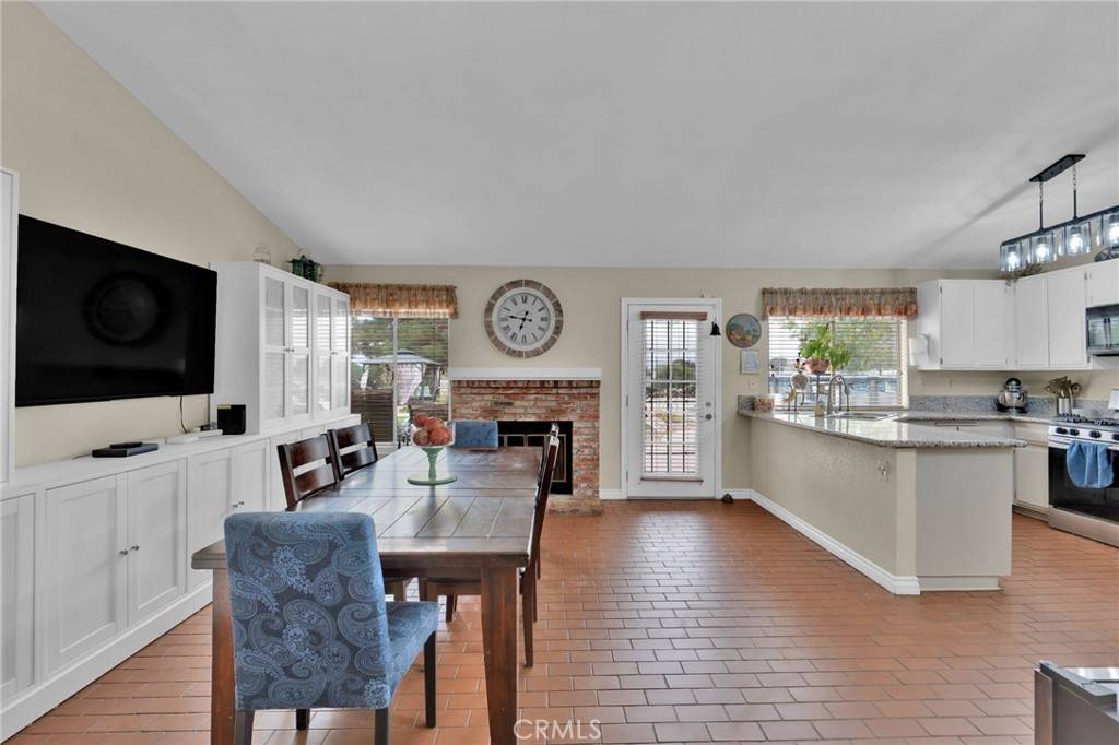 Victorville, CA 92392,11359 Courtside