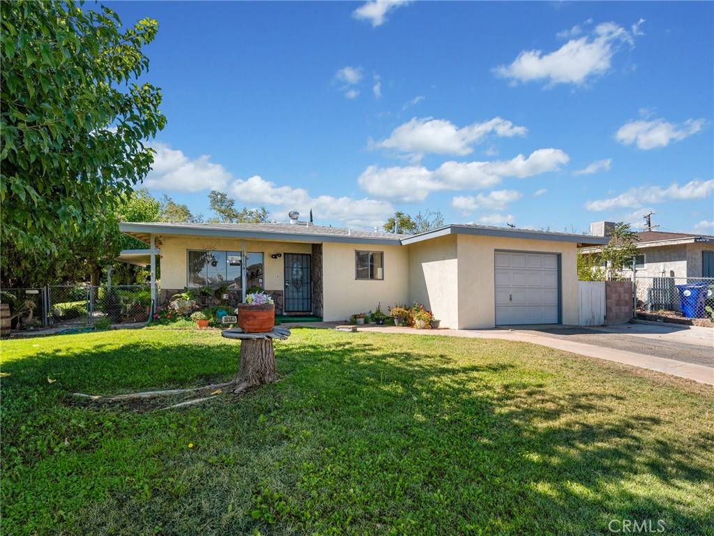 Victorville, CA 92395,15102 Las Piedras DR