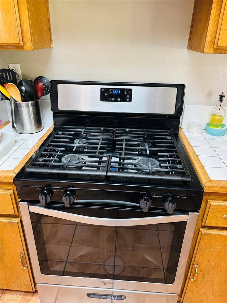 Fontana, CA 92335,15162 Cambria ST