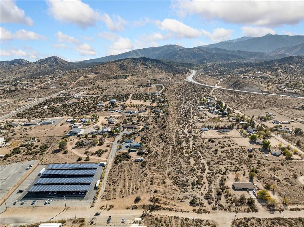 Phelan, CA 92371,0 Malpaso RD