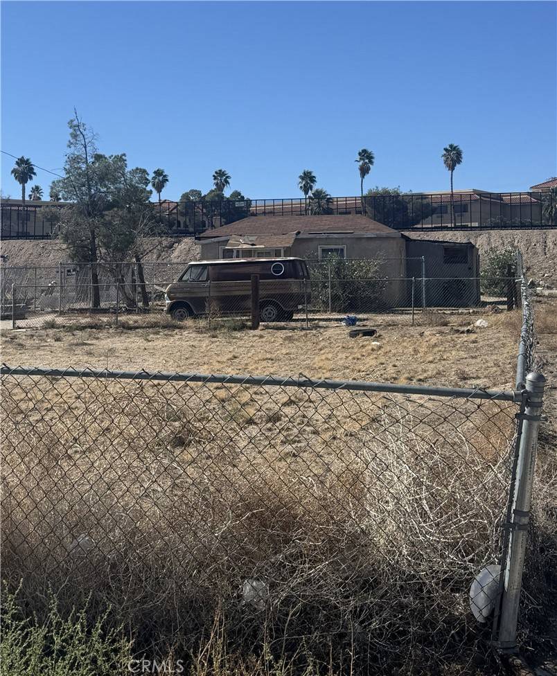 Barstow, CA 92311,1574 Riverside