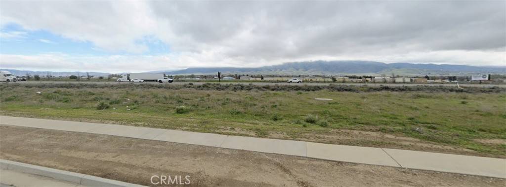 Tehachapi, CA 93561,8 Challenger