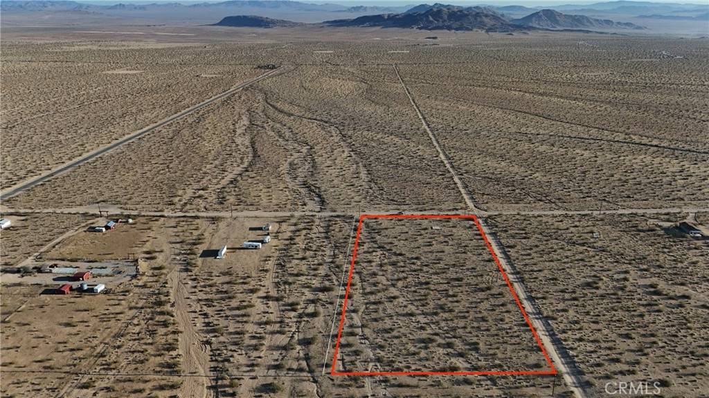 Johnson Valley, CA 92285,747 Joshua Tree RD