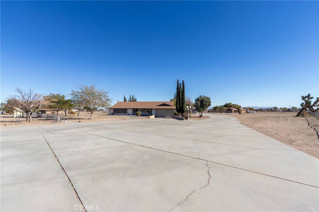 Oak Hills, CA 92344,10731 Anaconda AVE