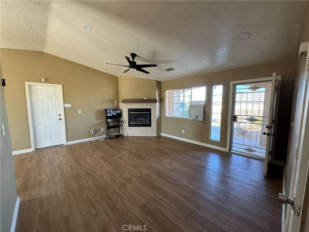 Apple Valley, CA 92307,20953 South