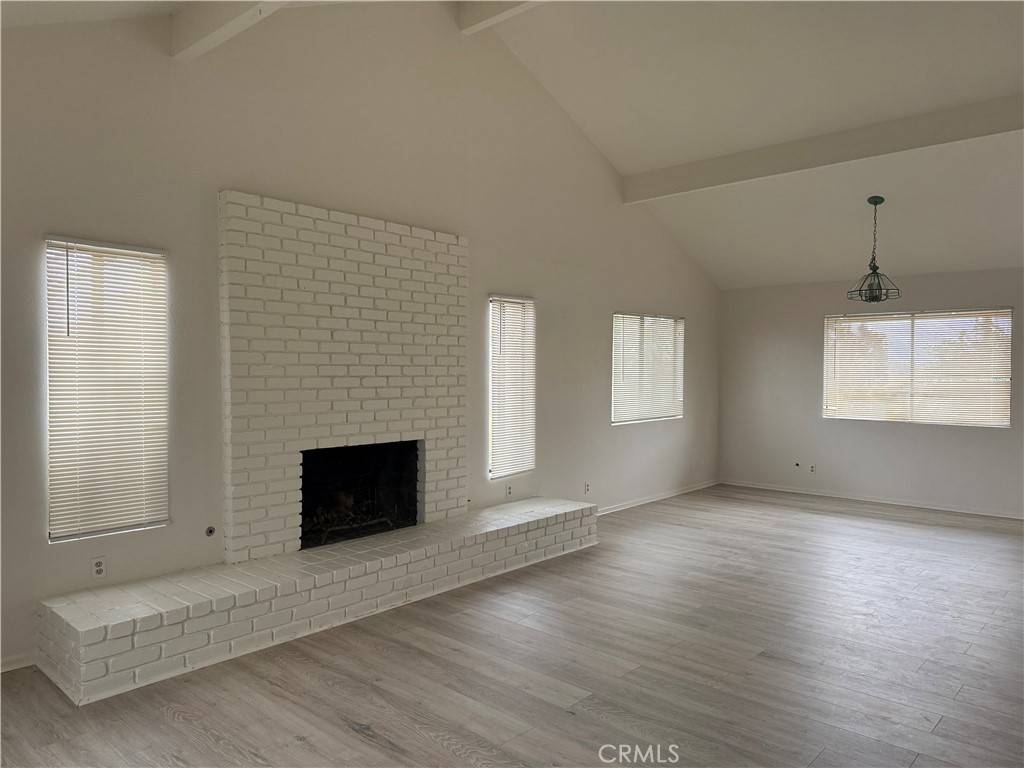 Victorville, CA 92395,13715 Hidden Valley