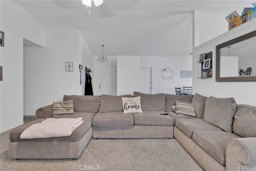 Apple Valley, CA 92308,22517 Ojai