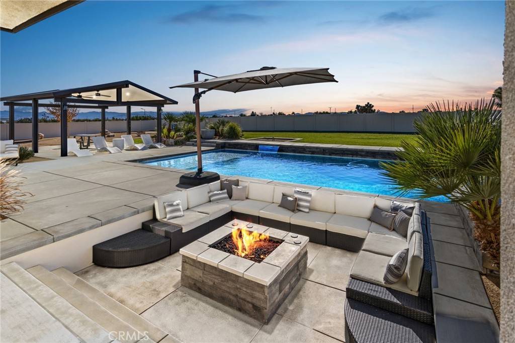 Oak Hills, CA 92344,9817 Silver Palm