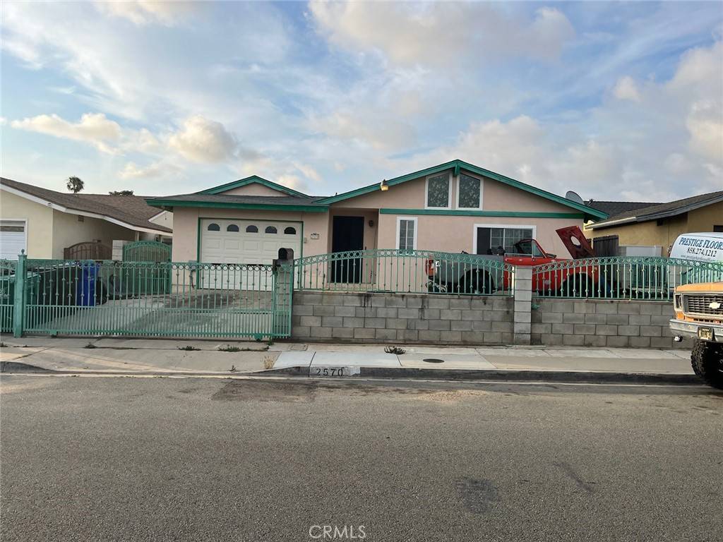 San Diego, CA 92154,2570 Caulfield DR