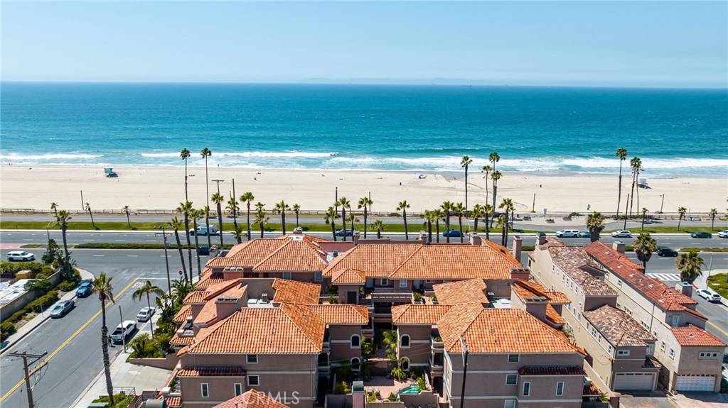 Huntington Beach, CA 92648,1900 Pacific Coast #20