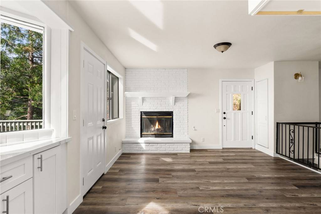 Rimforest, CA 92378,26581 Valley View DR