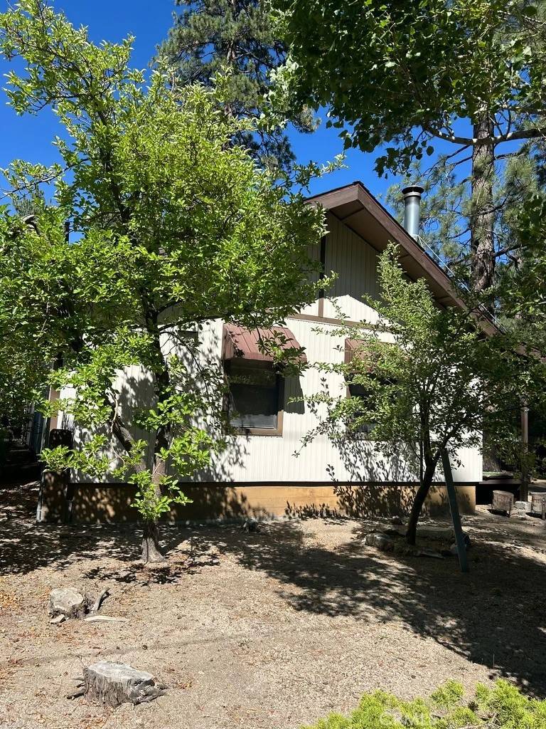 Fawnskin, CA 92333,39164 Mohawk DR
