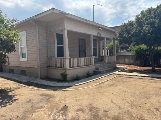 Corona, CA 92879,115 N Victoria AVE