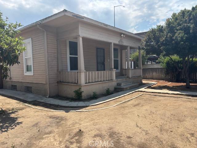 Corona, CA 92879,115 N Victoria AVE
