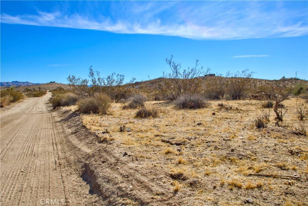 Yucca Valley, CA 92284,5 Parcel 05 Julcrest RD