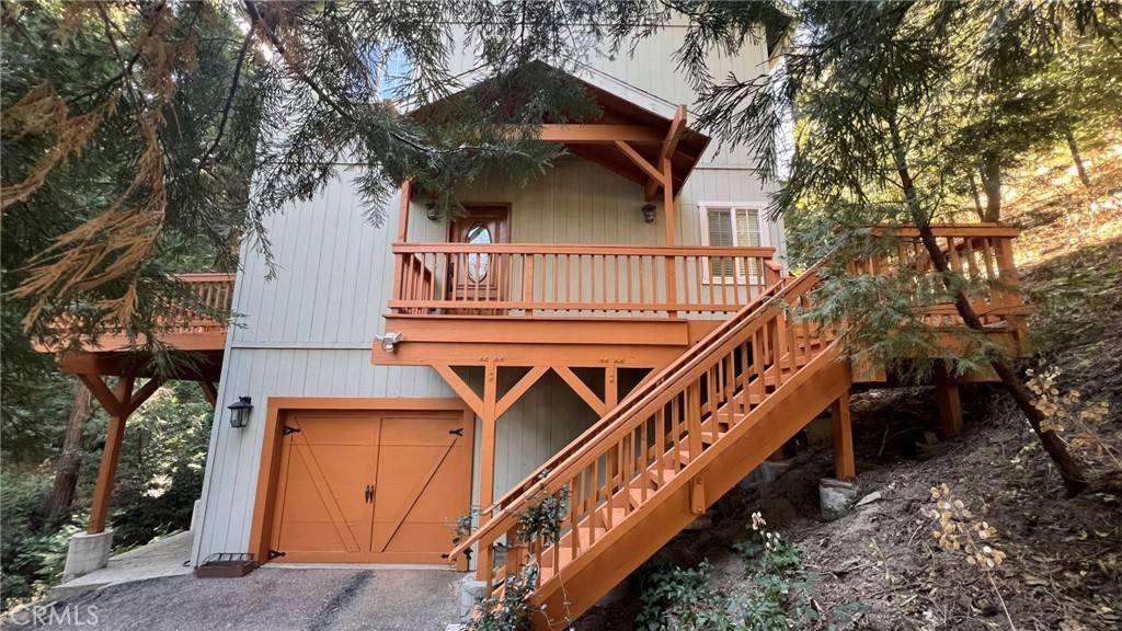 Crestline, CA 92325,24861 Finhaut DR