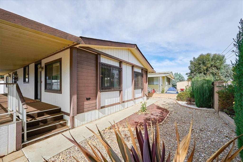 Hemet, CA 92545,1434 Bishop DR