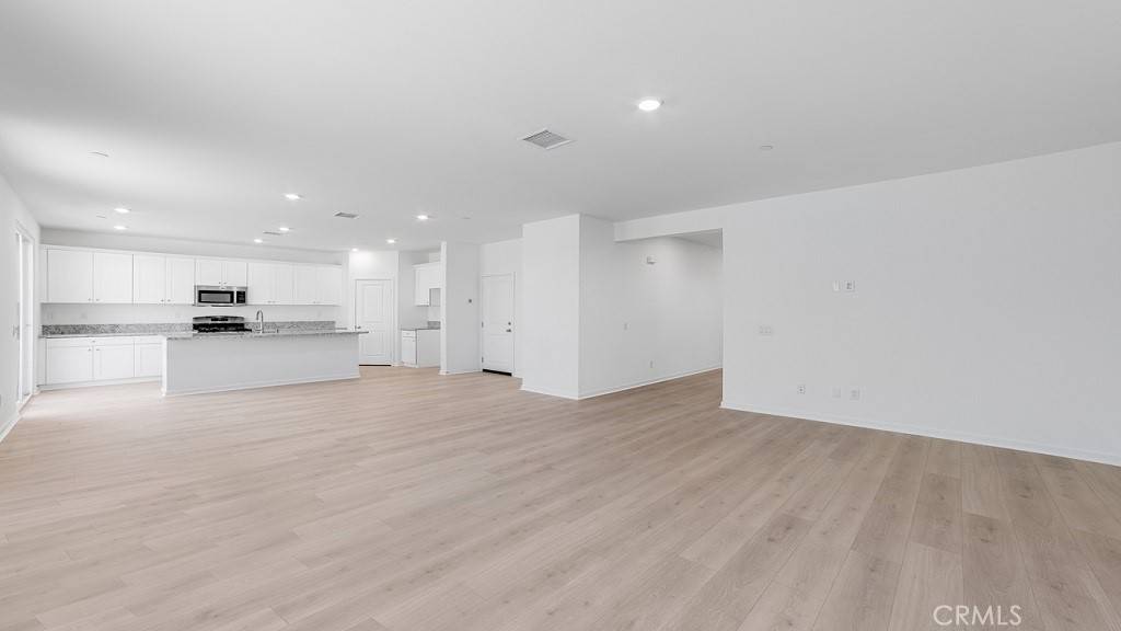 Winchester, CA 92596,32678 Crystal Cove CT