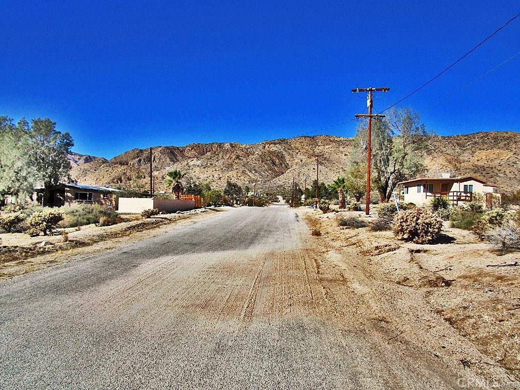 Morongo Valley, CA 92256,8675 Highland RD