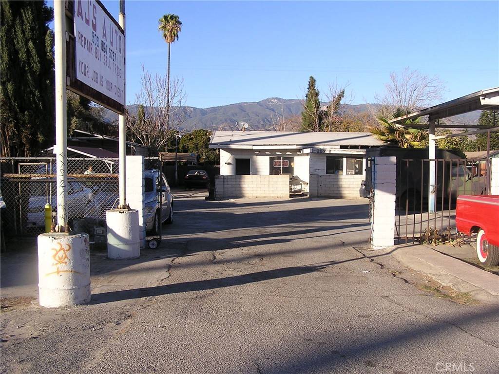 Highland, CA 92410,25748 Baseline ST E