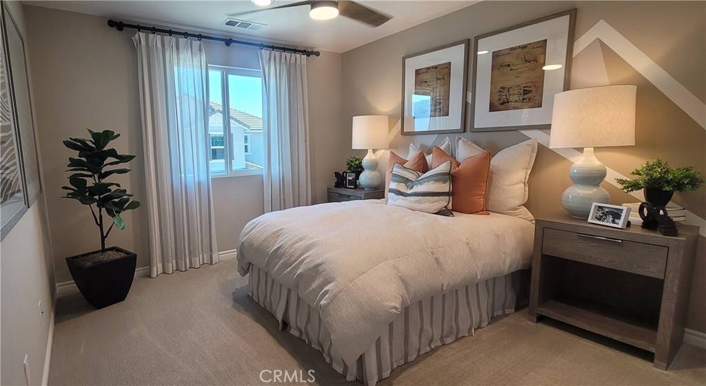 Corona, CA 92883,24098 Hillcrest DR