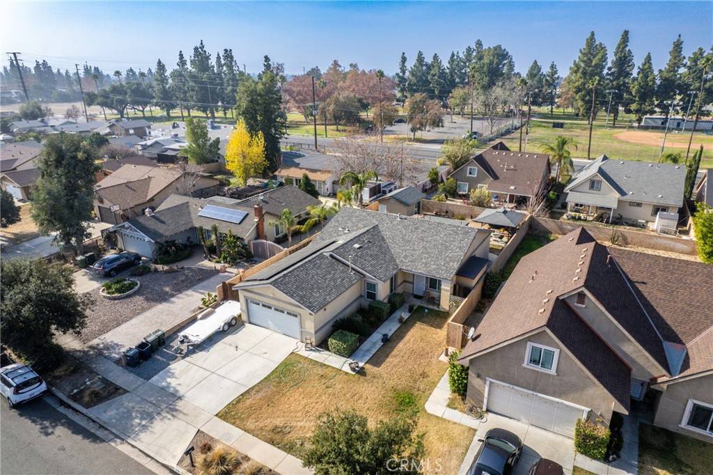 Redlands, CA 92374,1541 Robyn ST